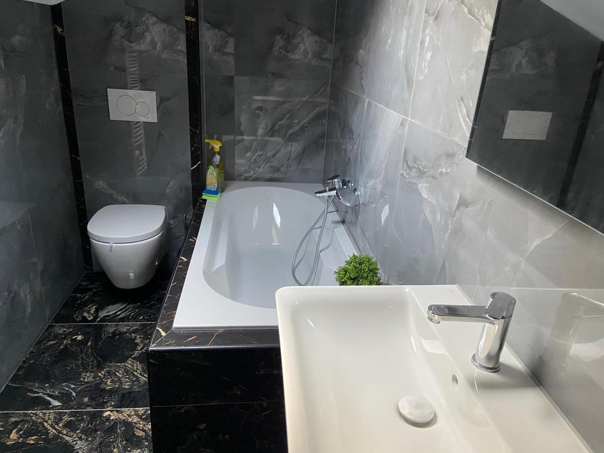 Private Guesthouse Mt Dossenheim Esterno foto