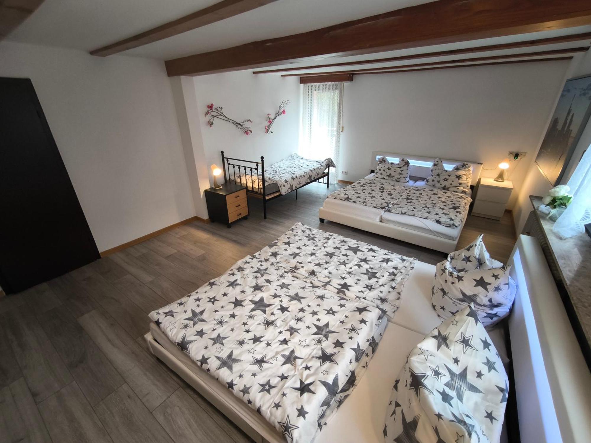 Private Guesthouse Mt Dossenheim Esterno foto